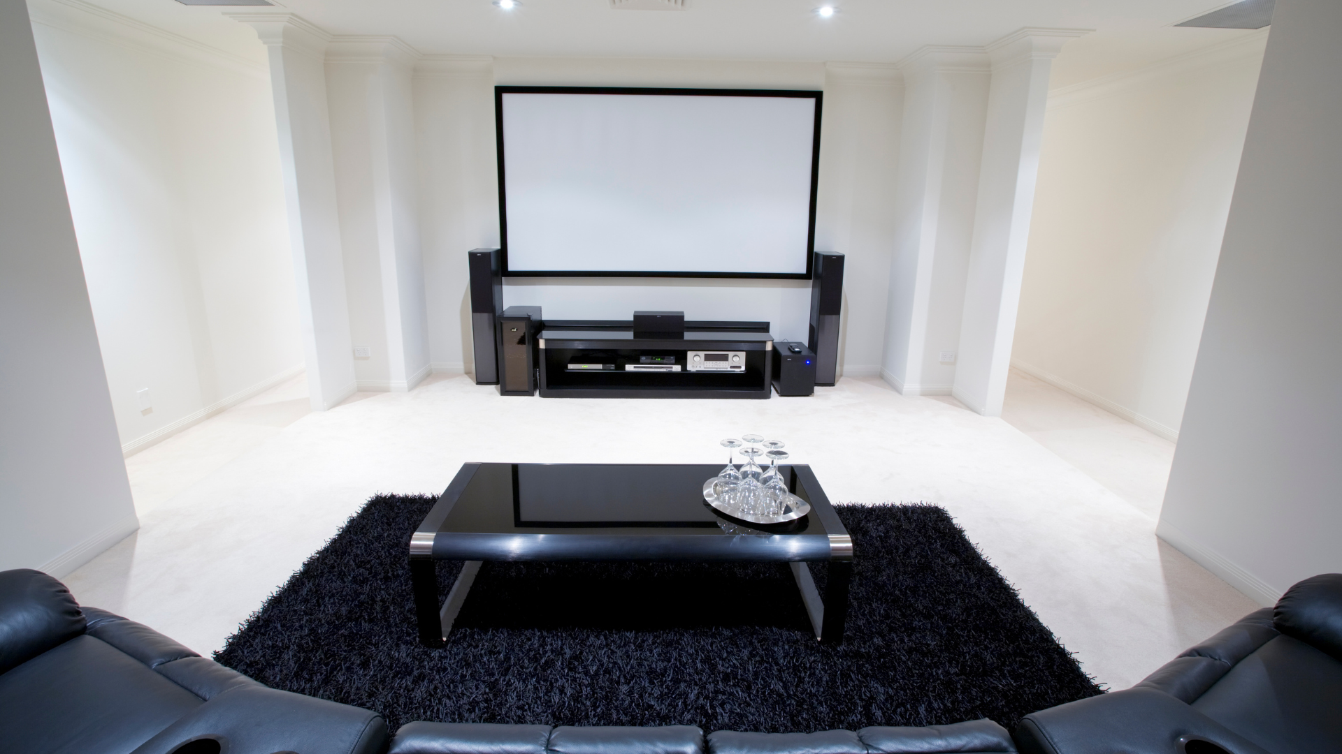 How to Create the Ultimate Home Audio Setup for Movie Nights 🎬🎶