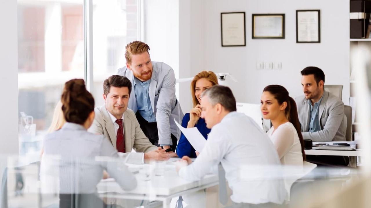 Sol stratifié Kingston 2 GoodHome, passage intense AC5, effet chêne, L ... Sol stratifié Kingston 2 GoodHome, passage intense AC5, effet chêne, L ...